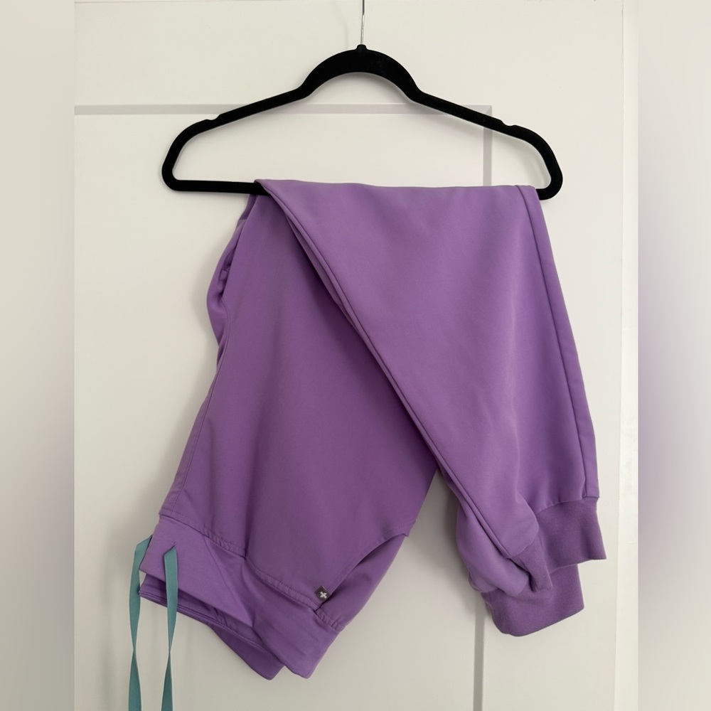 Figs Women's Purple Scrub Pants Lilac Dawn